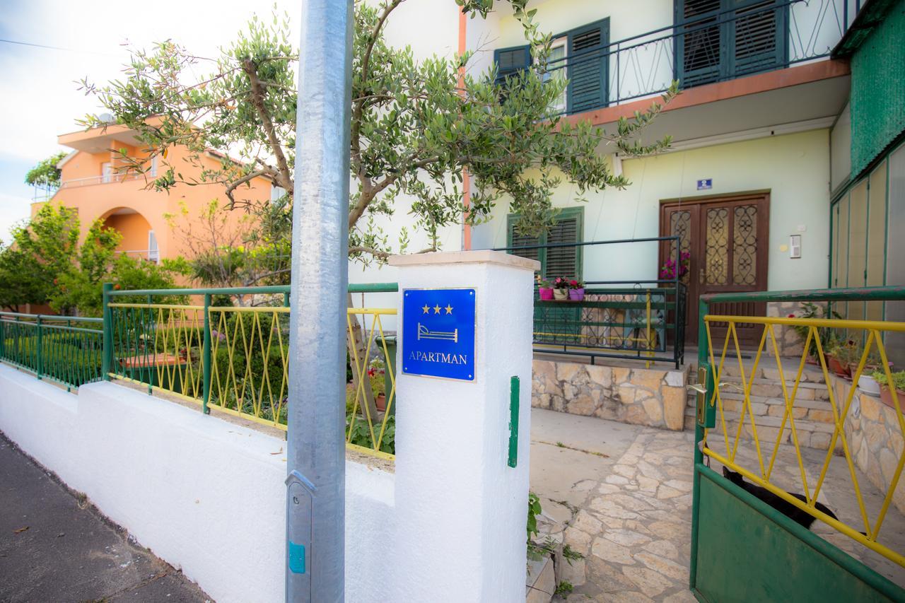 Apartment Family Vodice Eksteriør bilde