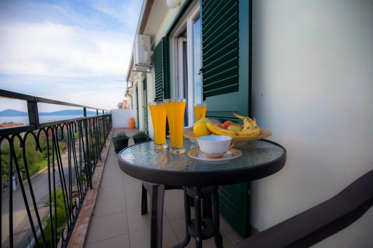 Apartment Family Vodice Eksteriør bilde