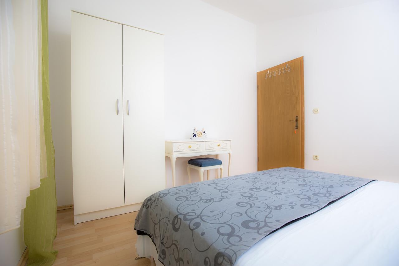 Apartment Family Vodice Eksteriør bilde